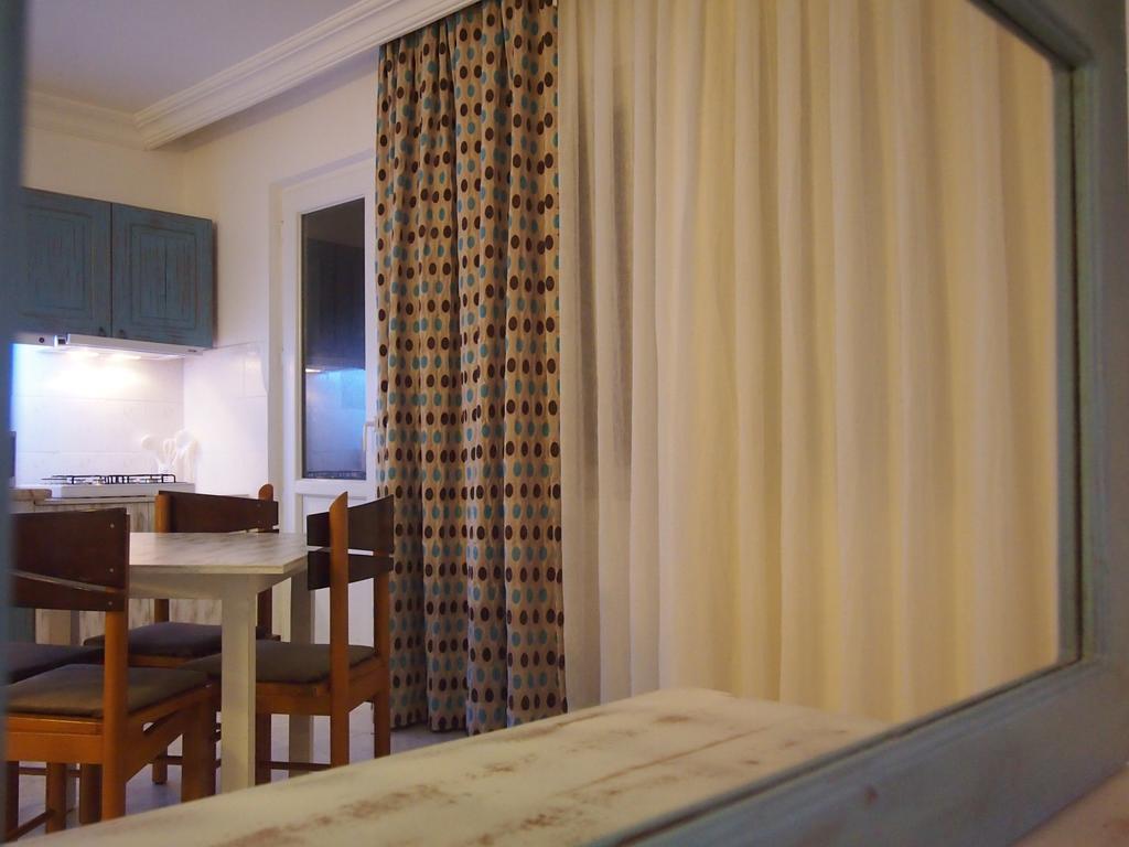 Ozcem Apart Fethiye Exterior photo
