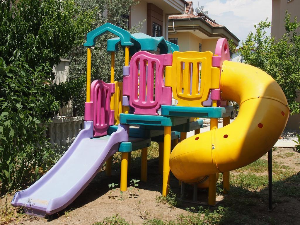 Ozcem Apart Fethiye Exterior photo