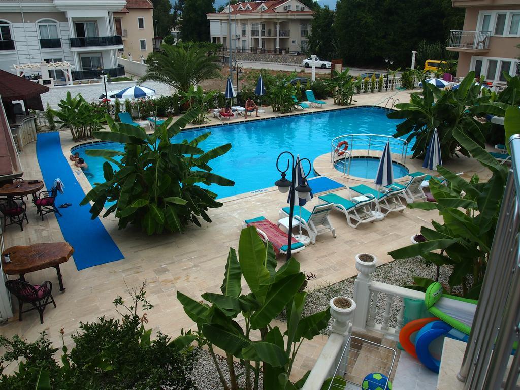 Ozcem Apart Fethiye Exterior photo