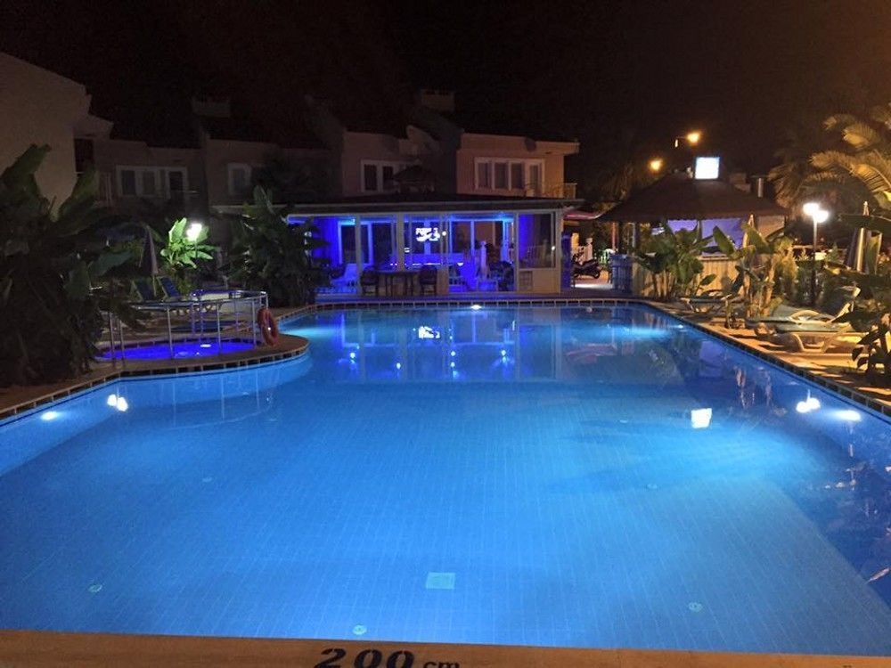 Ozcem Apart Fethiye Exterior photo